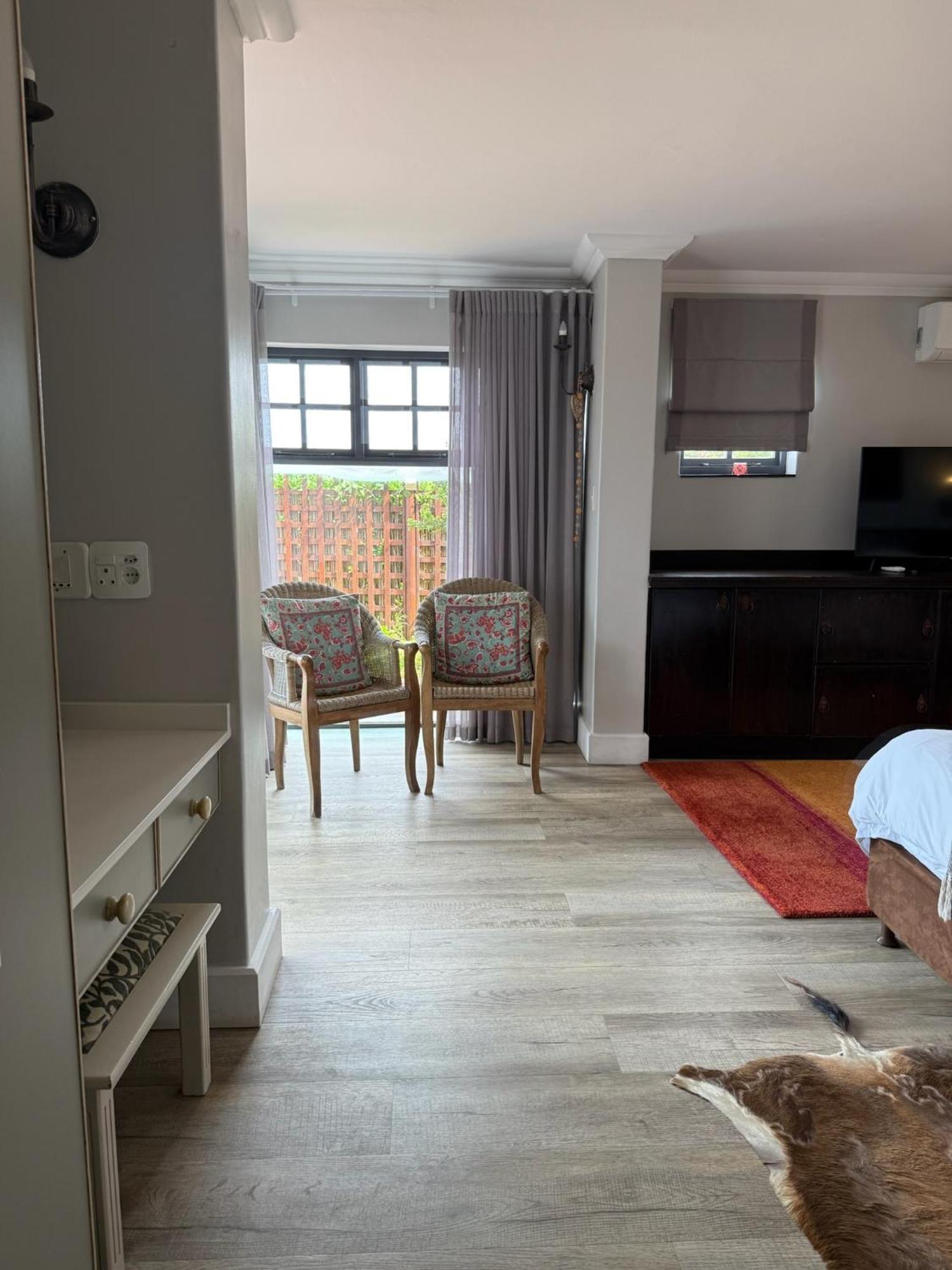 Dolphin Dunes Guesthouse Уилдърнес Екстериор снимка