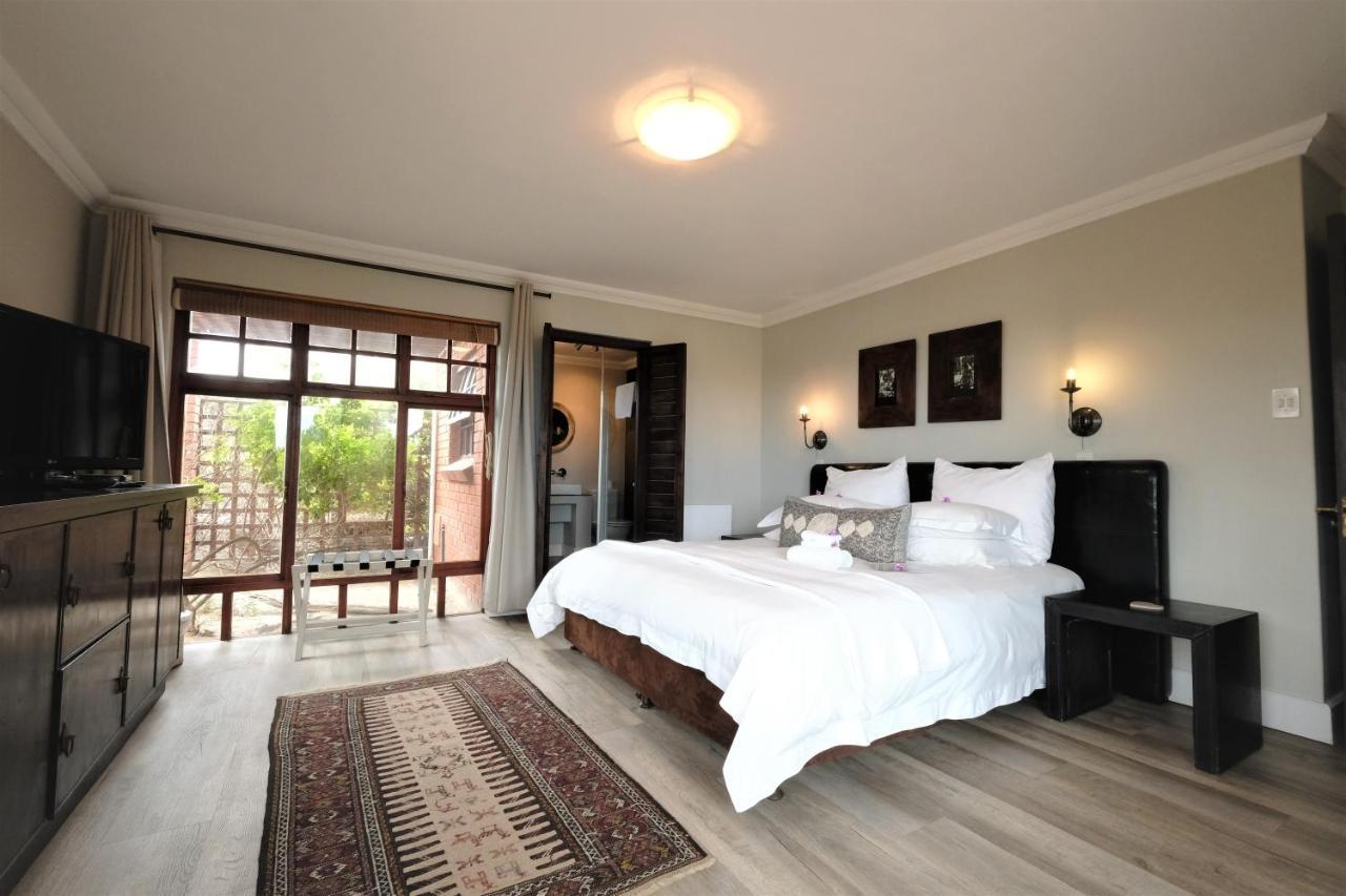 Dolphin Dunes Guesthouse Уилдърнес Екстериор снимка